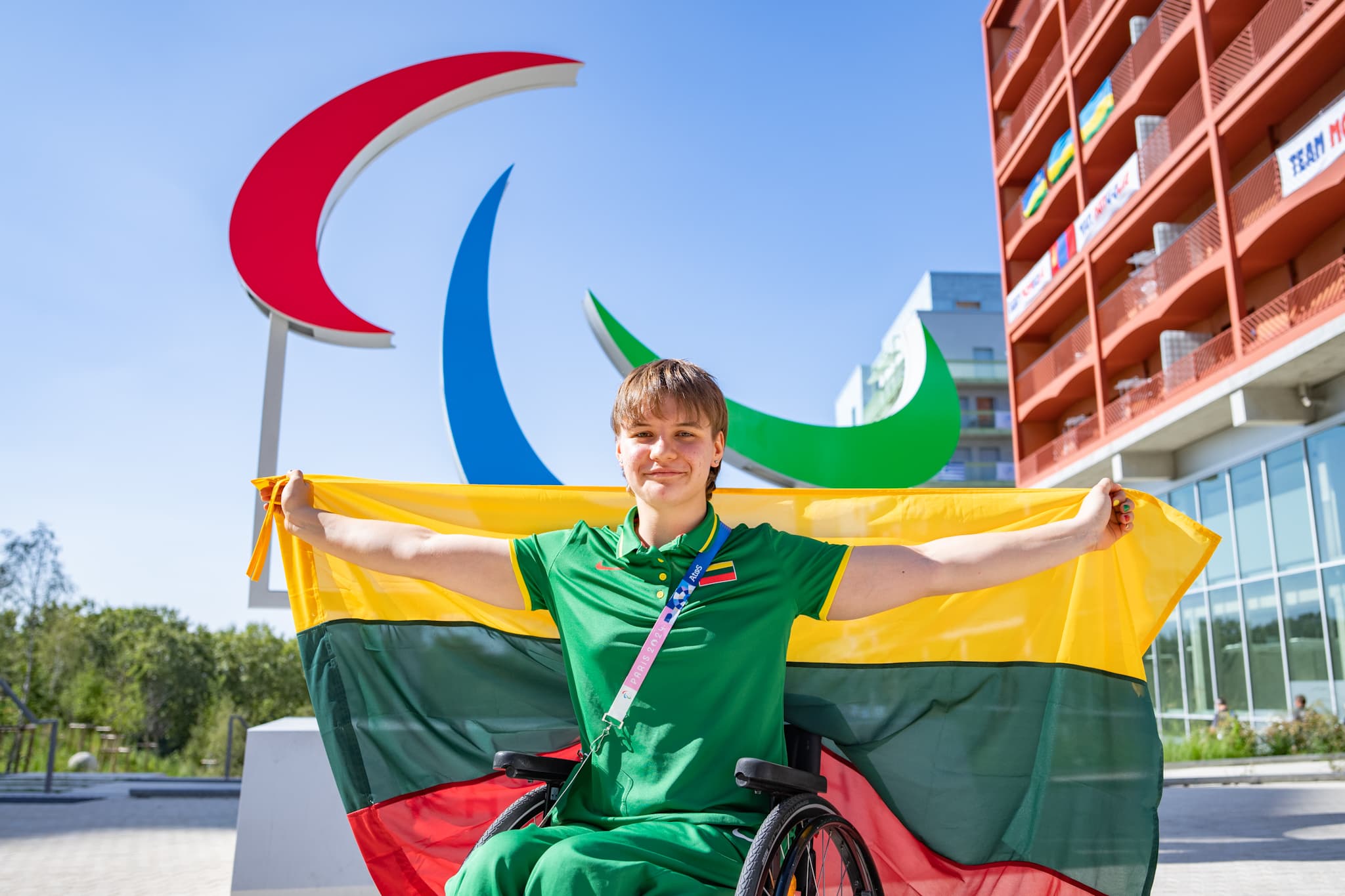 Paryžiuje debiutuosianti Gabrielė Čepavičiūtė: „Žmonės klausia, ar aš plaukiu su įtvarais“