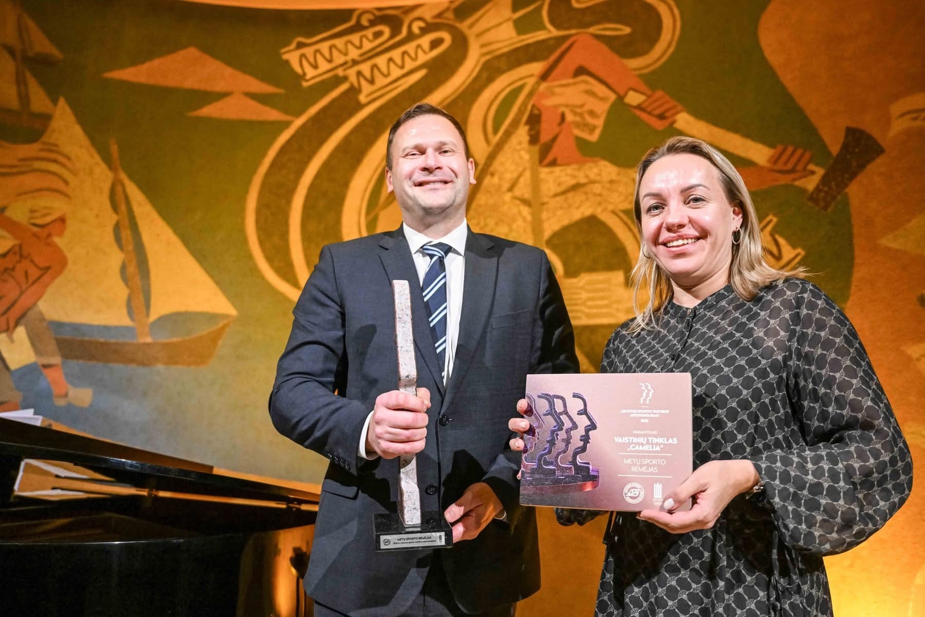Metų sporto rėmėjas – mūsų partneriai „Camelia“, tarp geriausių metų iniciatyvų – Paralimpinė pamokų diena