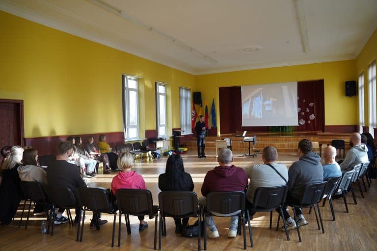Kupiškyje aptarta vaikų su negalia įtrauktis sporte