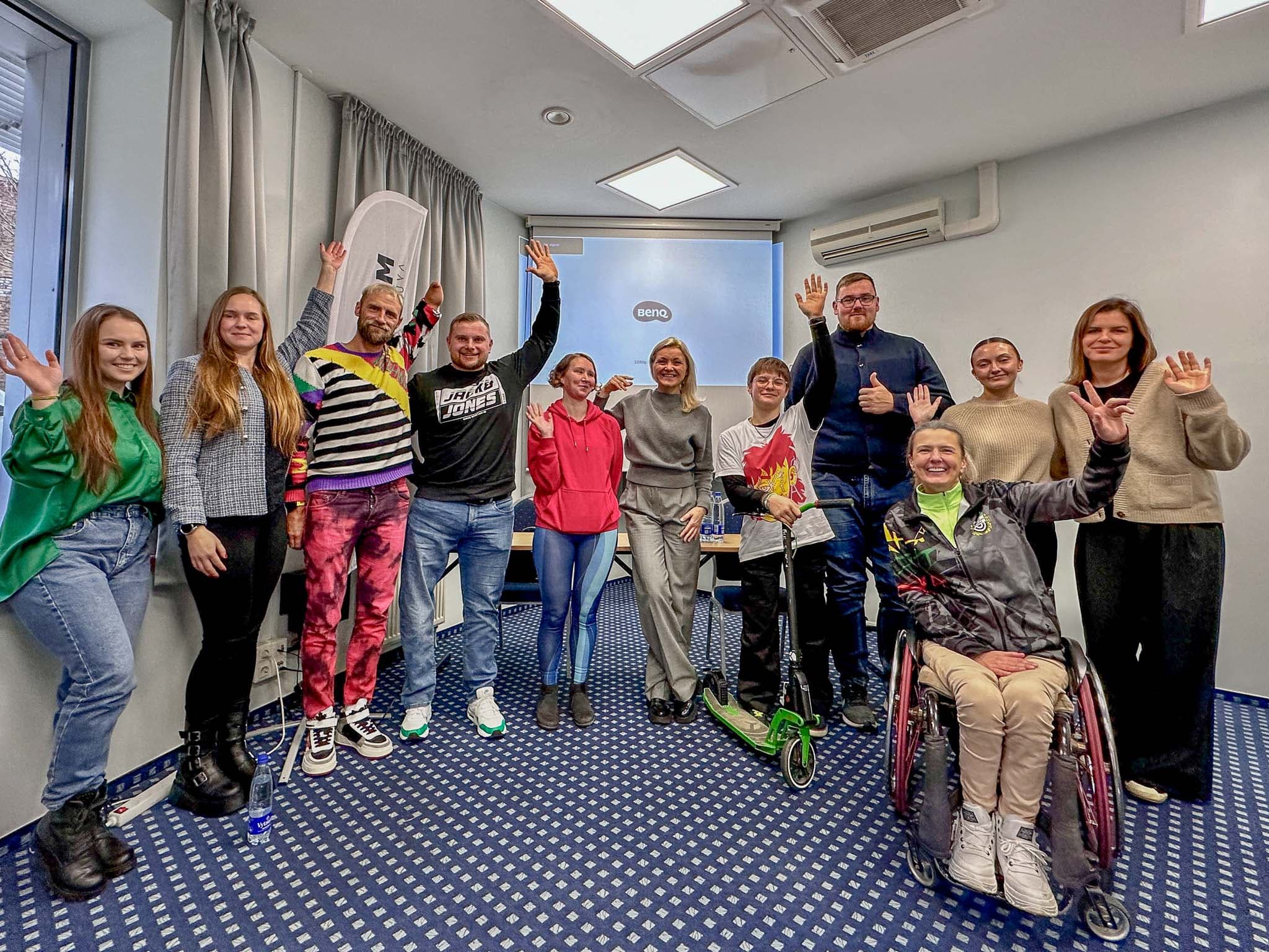 Elitinėje paralimpiečių akademijoje – nuo mitybos iki vadybos