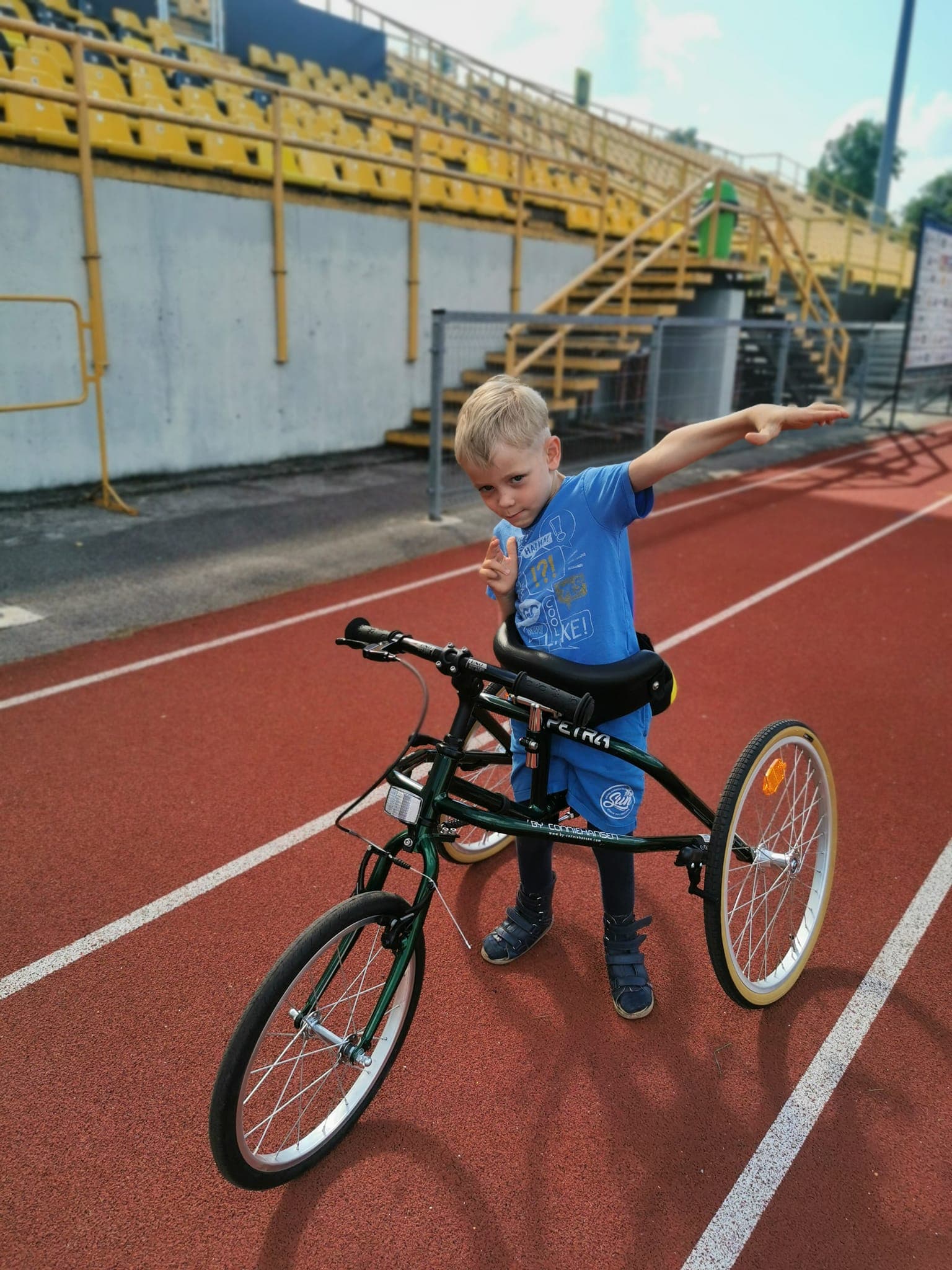 Vaikai su negalia sportuoja (tekstas lengvai suprantama kalba)