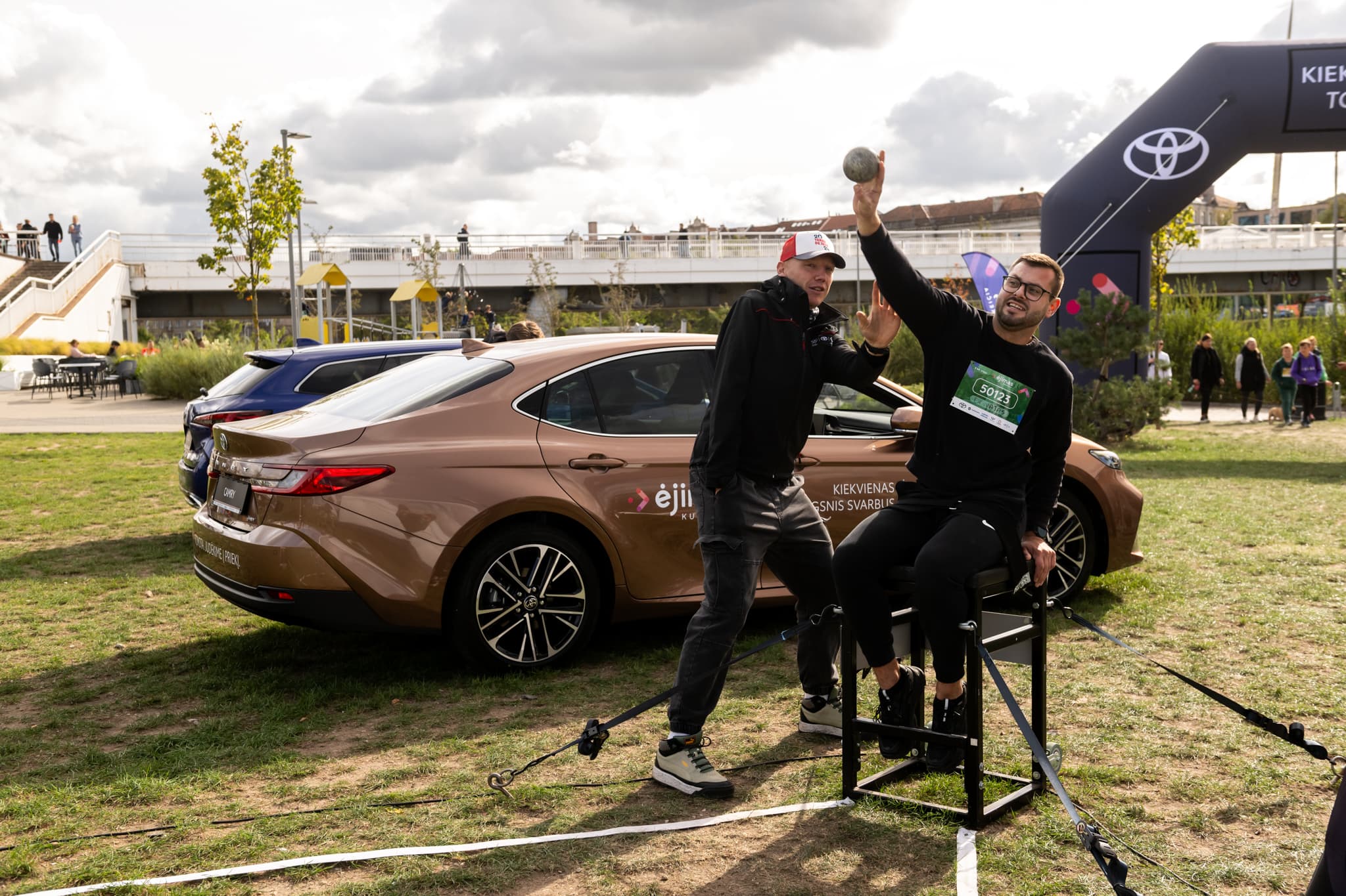 „Toyota Ėjimo“ dalyviams – paralimpiniai iššūkiai ir galimybė susipažinti su paralimpiečiais